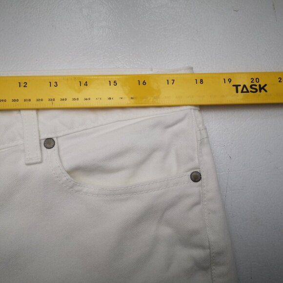 Calvin Klein Jeans Ladies Size 12 White Zipper & Button Closure Capri Pants - Picture 14 of 16